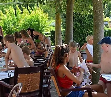 Great Three For 6 Guests Отель 3*